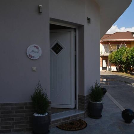Marieli Apartment Perama  Dış mekan fotoğraf