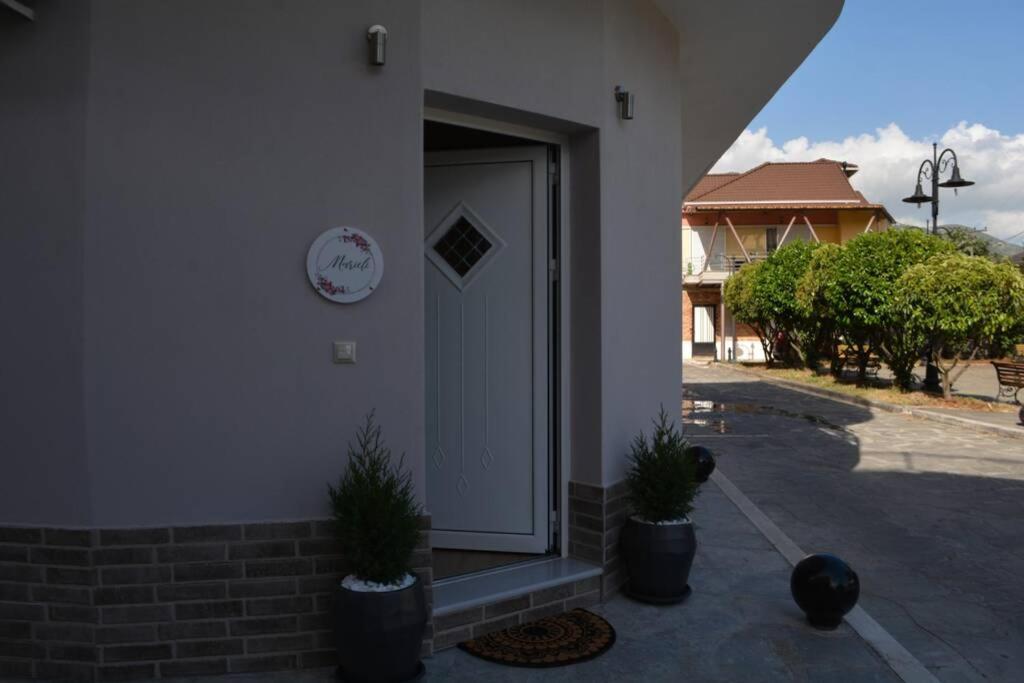 Marieli Apartment Perama  Dış mekan fotoğraf